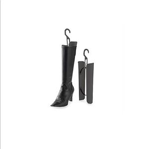4 Women’s Boot Shapers